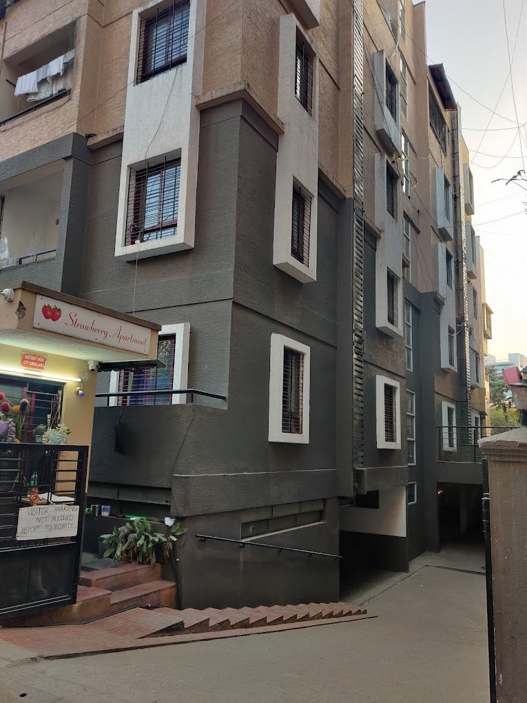 Strawberry Apartments